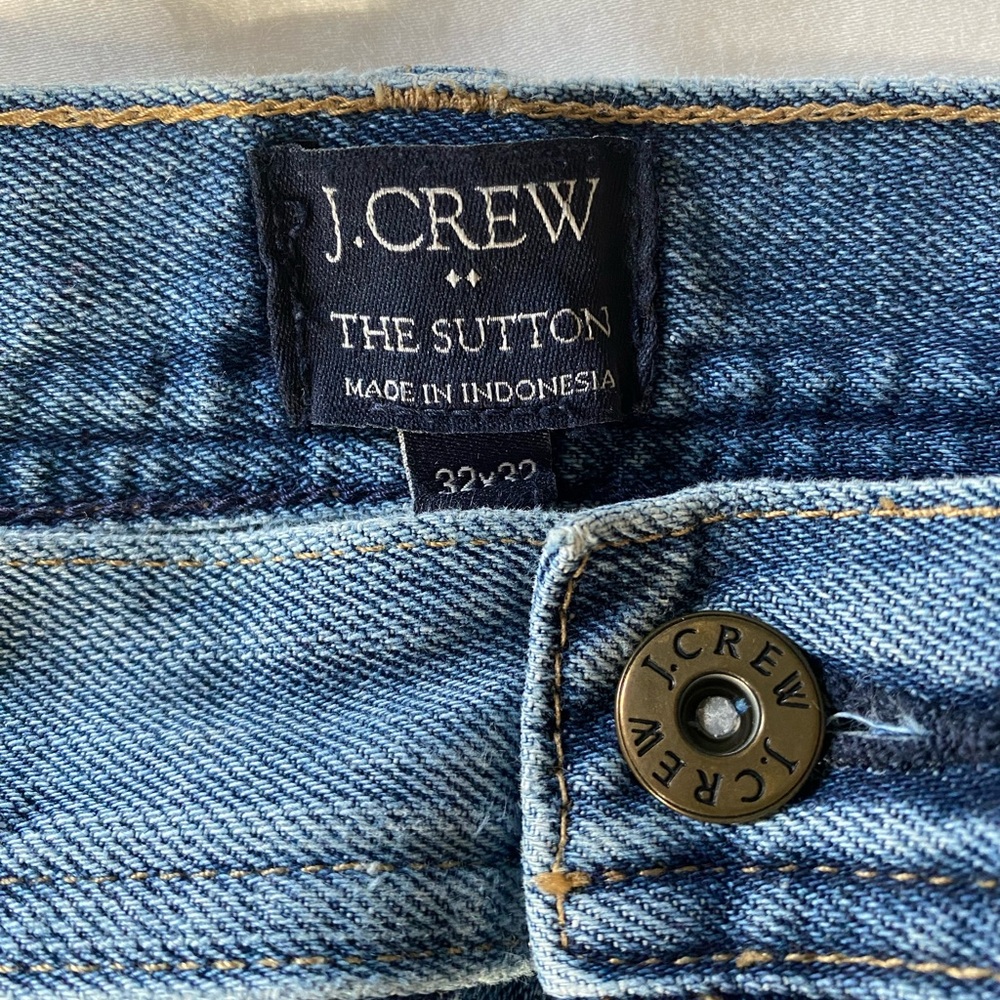 Medium Wash Men’s Straight Jeans - Picture 3 of 3